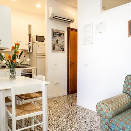 Bilocale Verde Umbria Montecastrilli المظهر الخارجي الصورة